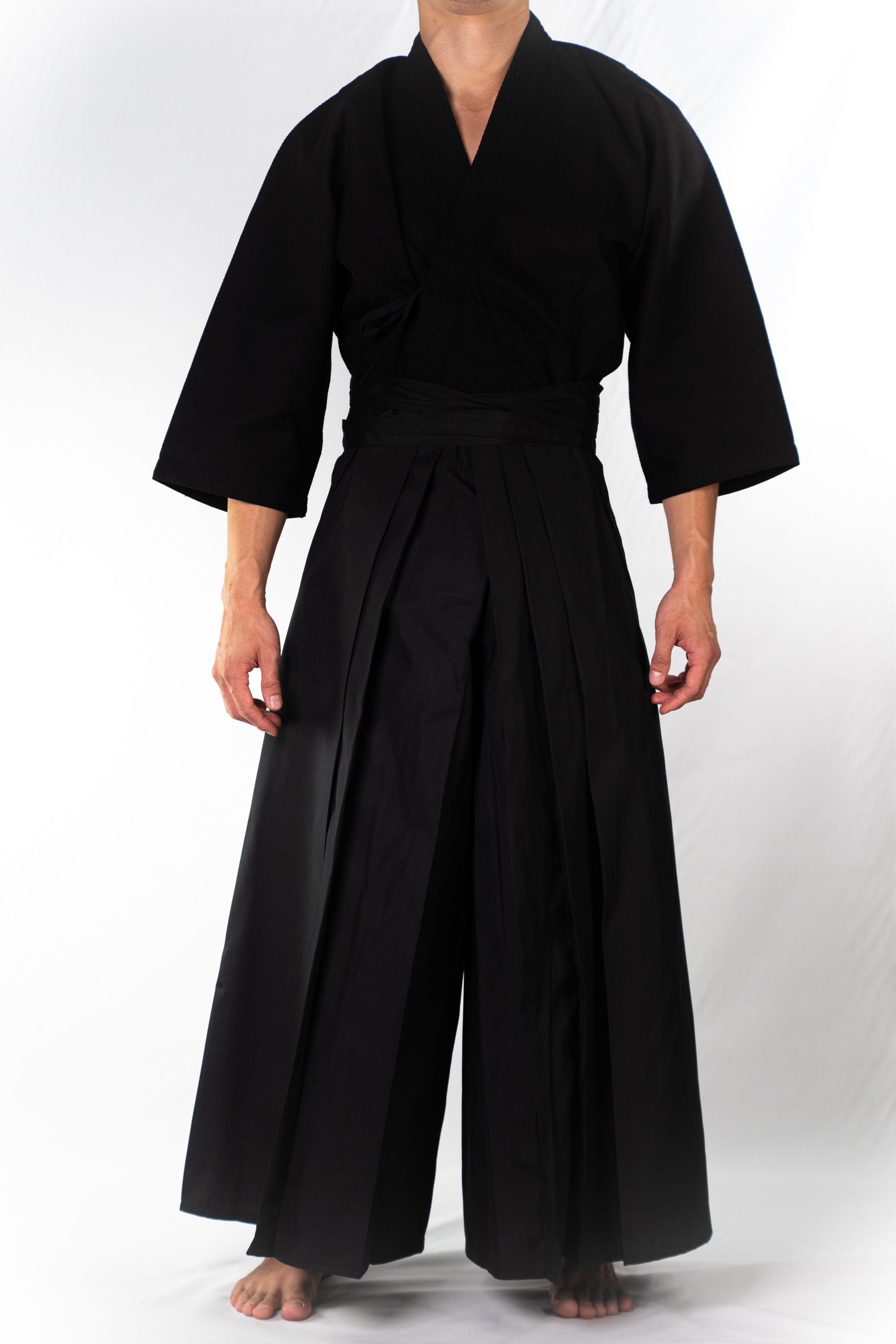 https://www.tansmas.com.au/wp-content/uploads/2012/09/kendo-black-front-scaled.jpg